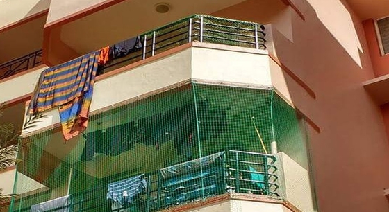 Çift İğne Gölge Güneş Gölge Ağı Makinesi DRCA Tipi HDPE Bakire Malzeme Güneş ışığı Yeşil Gölge Ağı Yapma Makinesi